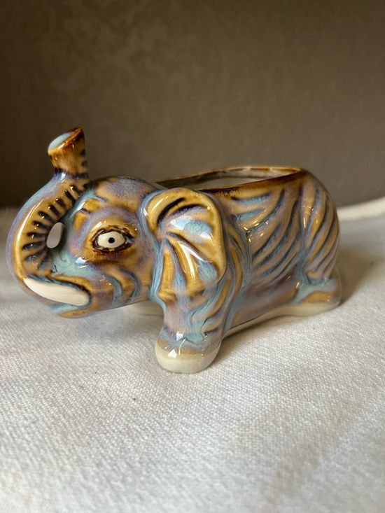 Other - vintage Japanese ceramic elephant planter, iridescent blue and brown